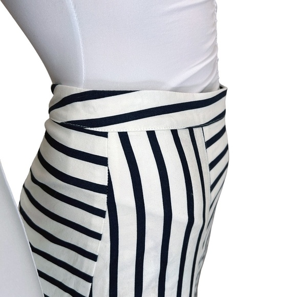 BERSHKA Mini Skirt Contrasting Stripes Straight Cut Cotton Made Romania - Picture 4 of 12